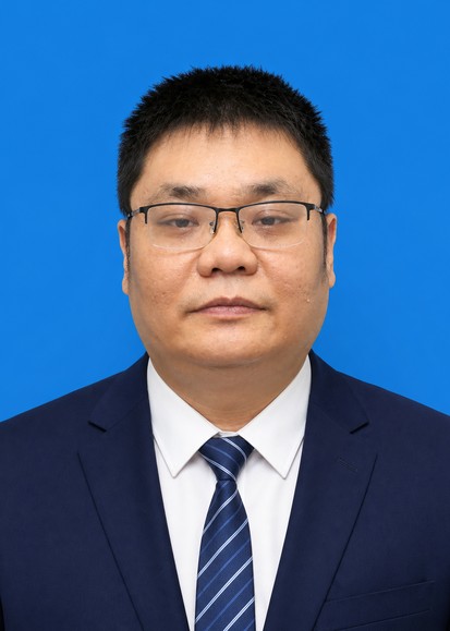 执行主任刘雨龙
