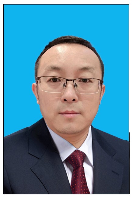 副主任卢熔钢